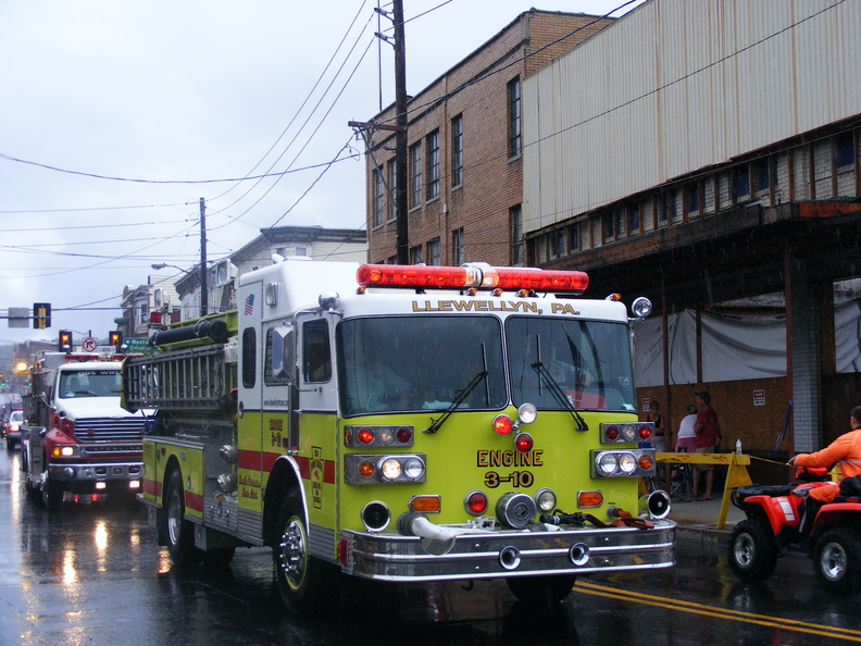 9 11 fire truck paraid 103